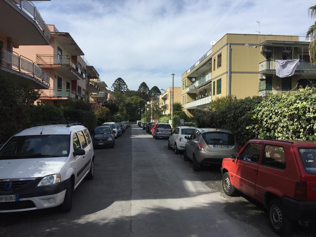 B&B Il Bagolaro Dell'Etna Sant'Agata Li Battiati Exteriör bild